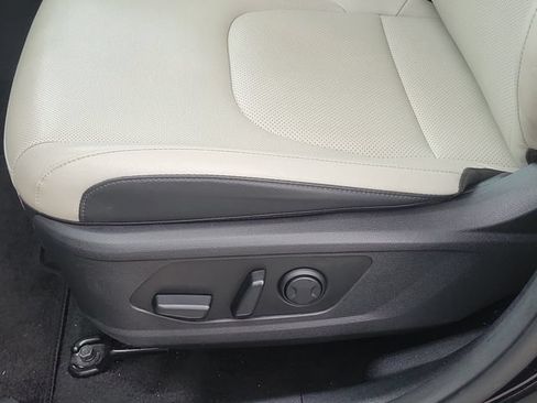Certified 2024 Kia Sportage EX FWD image 20