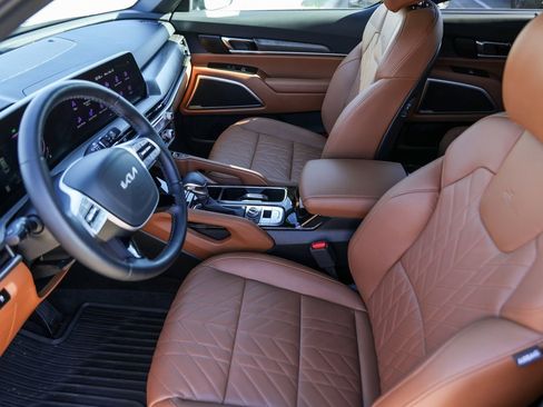 Used 2025 Kia Telluride EX X-Line image 9