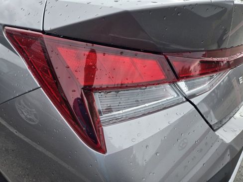Used 2024 Hyundai Elantra SEL image 10