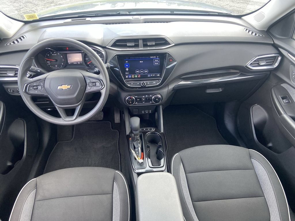 Certified 2023 Chevrolet TrailBlazer LT w/ Convenience Package FWD image 20