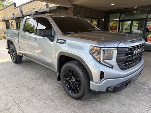 Used 2026 GMC Sierra 1500 Elevation AWD/4WD image 4