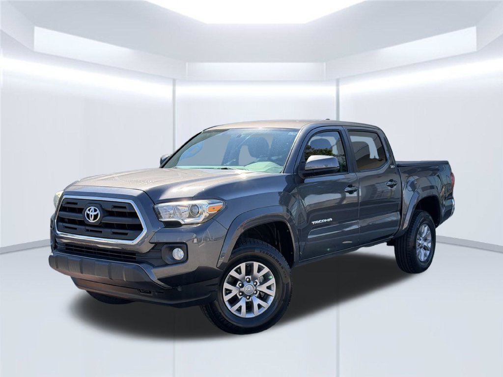 Used 2017 Toyota Tacoma SR5 w/ Tow Package RWD 360° Tour