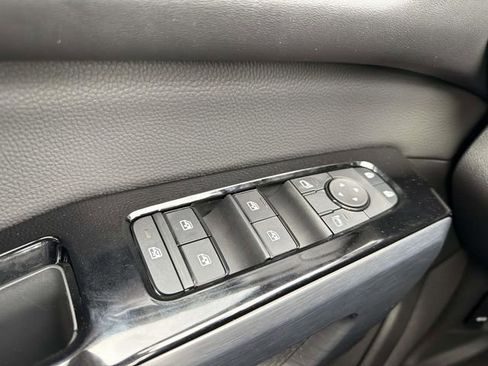 New 2026 Nissan Pathfinder SL w/ SL Premium Package AWD/4WD image 24