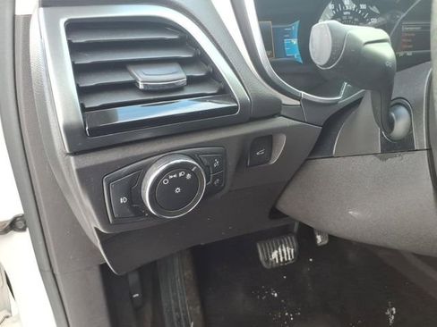 Used 2016 Ford Fusion SE image 17