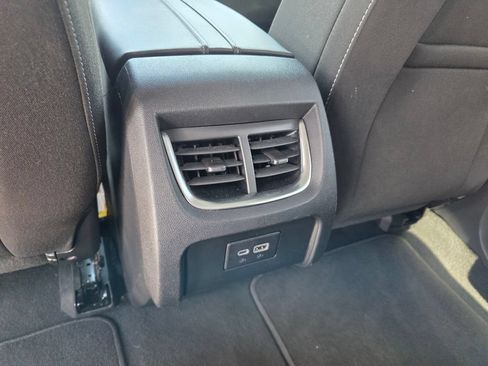 Used 2023 Chevrolet Blazer LT FWD image 7