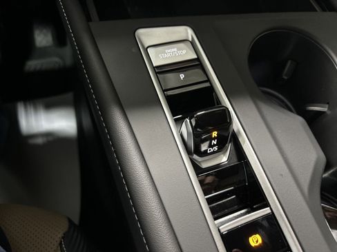 New 2025 Volkswagen Atlas Cross Sport SE image 19