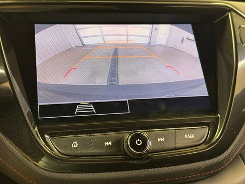 Used 2022 Chevrolet TrailBlazer RS w/ Convenience Package FWD image 49