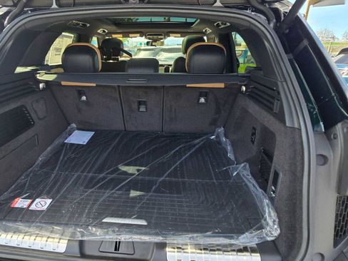 New 2026 Land Rover Range Rover Sport Dynamic SE image 17