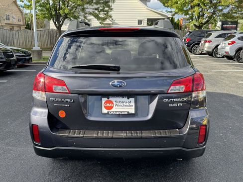 Used 2010 Subaru Outback 3.6R Limited AWD/4WD image 3