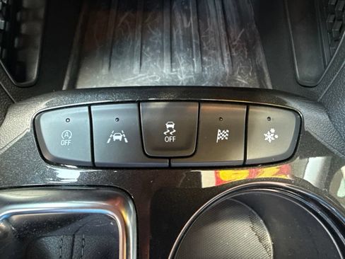 Used 2025 Chevrolet TrailBlazer LT w/ LPO, Blackout Package FWD image 15