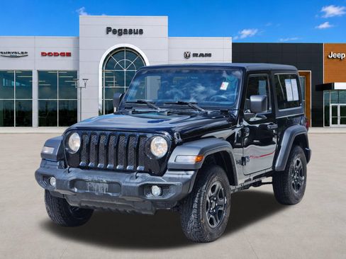 Used 2022 Jeep Wrangler Sport AWD/4WD image 2