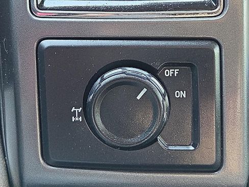 Certified 2018 Ford F150 XLT image 17