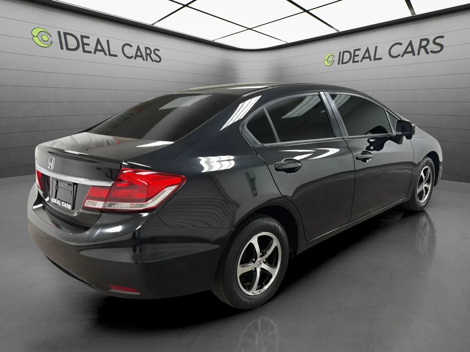 Used 2015 Honda Civic SE image 5