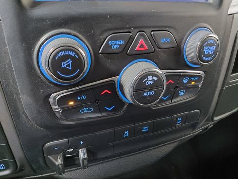 Certified 2022 RAM 1500 Classic SLT w/ Electronics Group AWD/4WD image 27