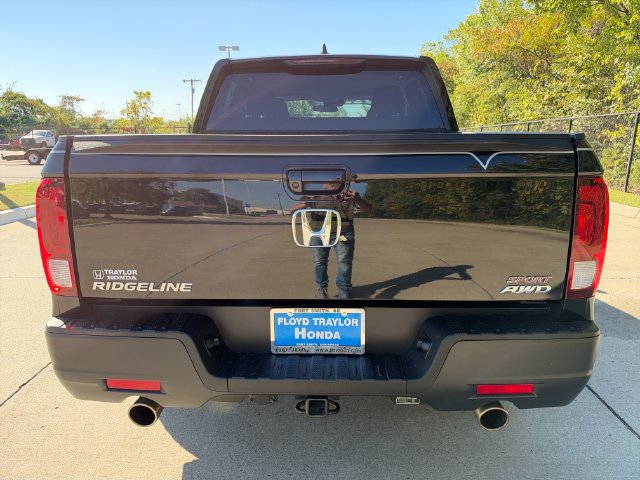 Used 2021 Honda Ridgeline Sport image 4