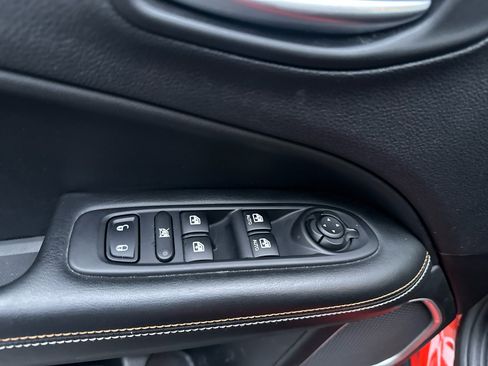 Used 2018 Jeep Compass Sport image 34