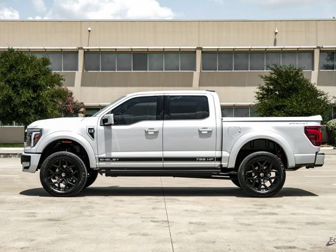 Used 2025 Ford F150 Lariat w/ Equipment Group 502A High AWD/4WD image 7