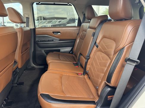 Used 2024 Nissan Pathfinder Platinum w/ Cargo Package FWD image 30
