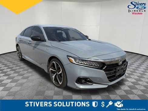 Used 2022 Honda Accord Sport image 3