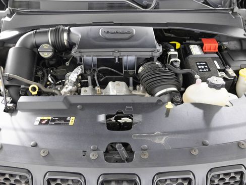 Used 2023 Jeep Compass Altitude image 42