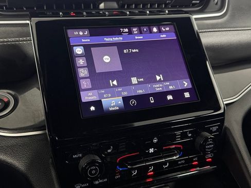 Certified 2022 Jeep Grand Cherokee L Laredo RWD image 18