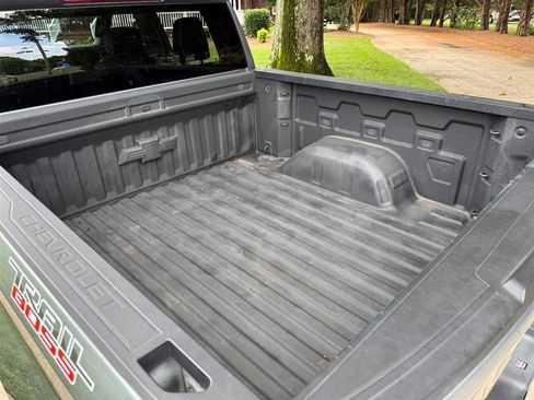 Used 2021 Chevrolet Silverado 1500 LT Trail Boss w/ Bed Protection Package AWD/4WD image 63
