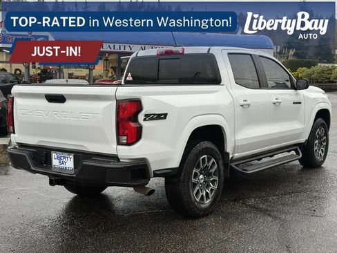 Used 2023 Chevrolet Colorado Z71 w/ Z71 Convenience Package 2 image 6