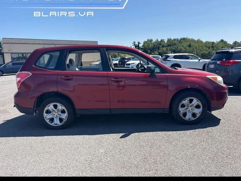 Used 2014 Subaru Forester 2.5i AWD/4WD image 3