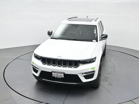 Used 2022 Jeep Grand Cherokee Limited 4xe w/ Luxury Tech Group II image 50