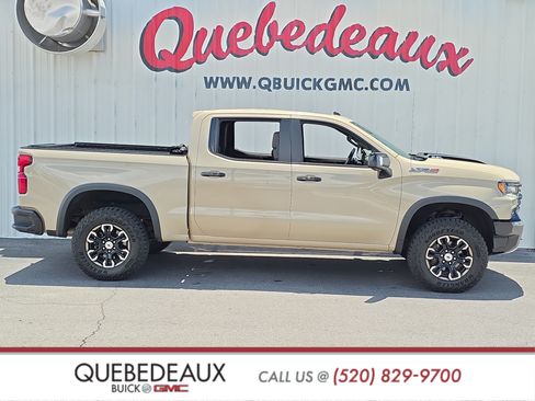 Used 2022 Chevrolet Silverado 1500 ZR2 w/ Technology Package AWD/4WD image 9