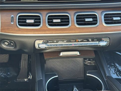 Used 2021 Mercedes-Benz GLE 350 4MATIC image 20