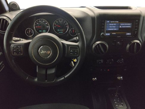 Used 2014 Jeep Wrangler Sport w/ Quick Order Package 24S AWD/4WD image 22