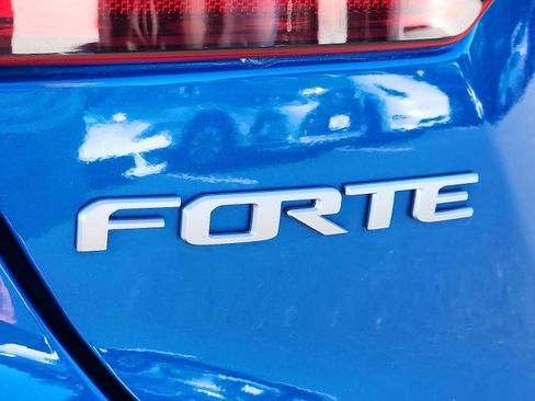 Used 2023 Kia Forte GT-Line FWD image 29