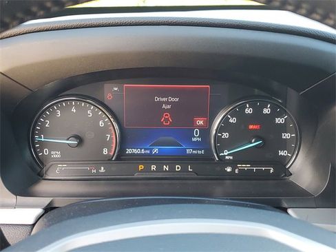 Used 2023 Ford Explorer XLT image 20