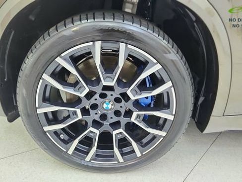 Used 2025 BMW X5 M60i AWD/4WD image 64