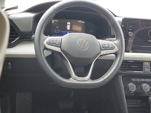 Certified 2025 Volkswagen Taos S AWD/4WD image 12