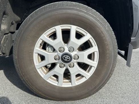 Used 2024 Toyota Tacoma SR5 image 11