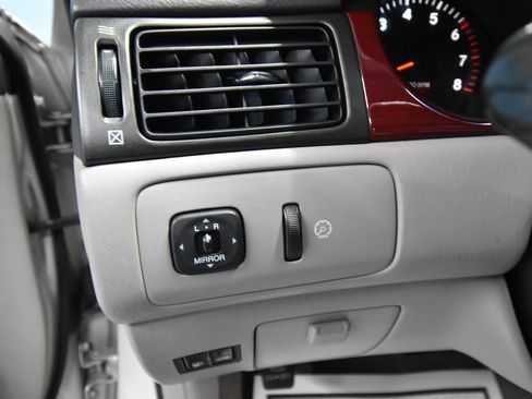 Used 2004 Lexus ES 330 FWD image 7