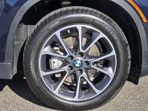 Used 2016 BMW X5 xDrive35d image 11