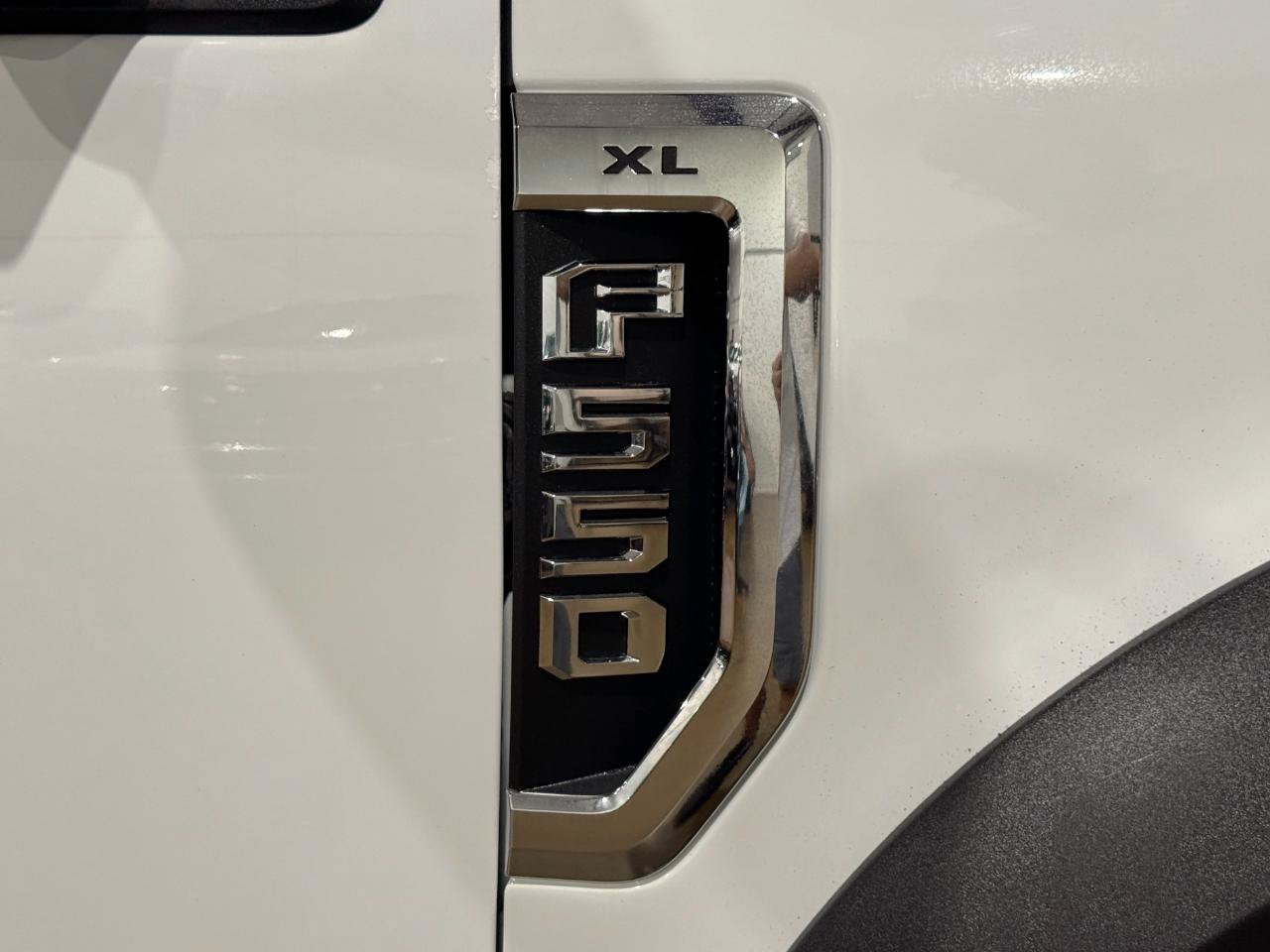 Used 2019 Ford F550 4x4 Regular Cab Super Duty image 31