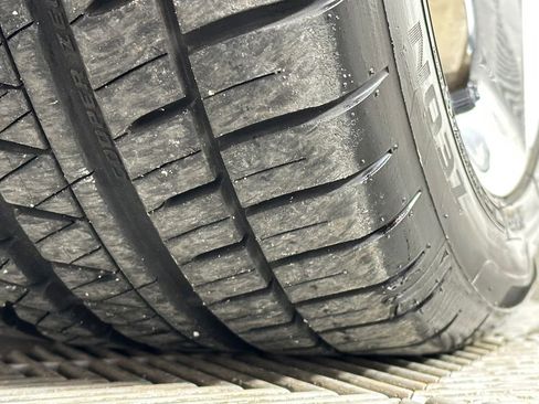 Used 2007 Saturn Sky Base w/ Premium Trim Pkg image 13