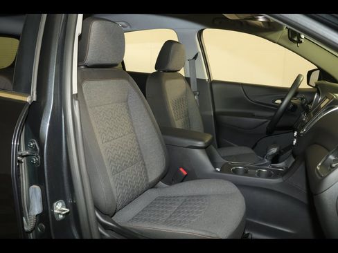 Used 2023 Chevrolet Equinox LT image 28