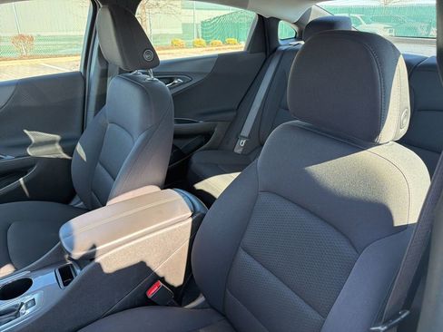 Certified 2025 Chevrolet Malibu LT image 14