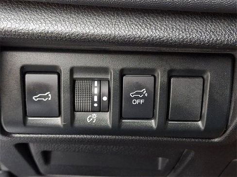 Used 2020 Subaru Outback Limited w/ Popular Package #2 image 27