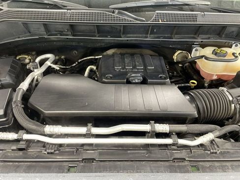 Used 2022 Chevrolet Silverado 1500 Custom Trail Boss w/ LPO, Dark Essentials Package AWD/4WD image 28