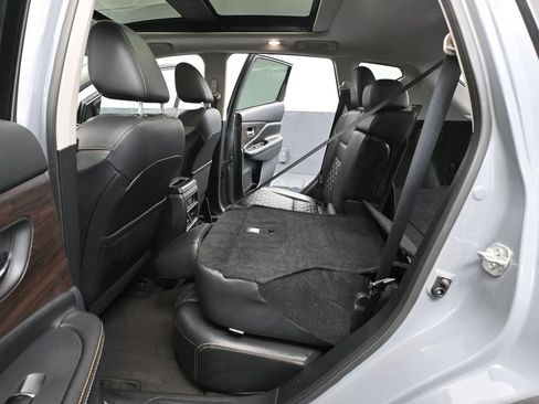 Used 2024 Nissan Murano Platinum AWD/4WD image 43
