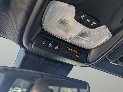 New 2026 GMC Canyon Elevation w/ Convenience Package image 23