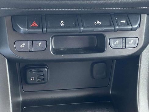 Used 2022 GMC Canyon Elevation w/ Elevation Premium Package image 29