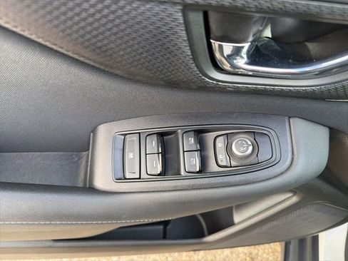 Used 2024 Subaru Outback Premium image 25