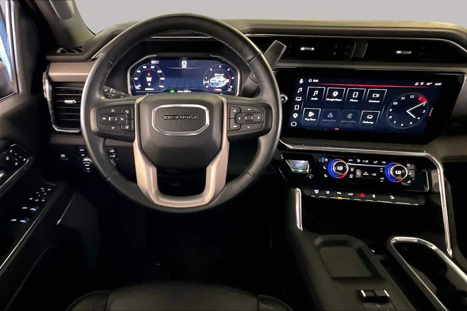 Used 2024 GMC Sierra 2500 Denali w/ Denali Reserve Package AWD/4WD image 5